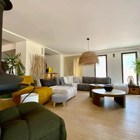 Welcome To Le Jardin Des Cambrettes A 2-hectare Private Estate At The Gate