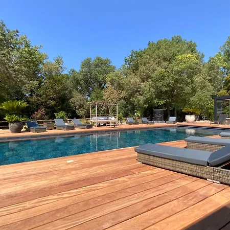 Welcome To Le Jardin Des Cambrettes A 2-Hectare Private Estate At The Gate Villa *