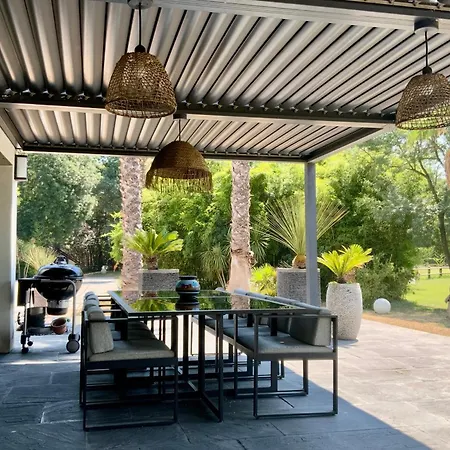 Welcome To Le Jardin Des Cambrettes A 2-Hectare Private Estate At The Gate Villa Lattes