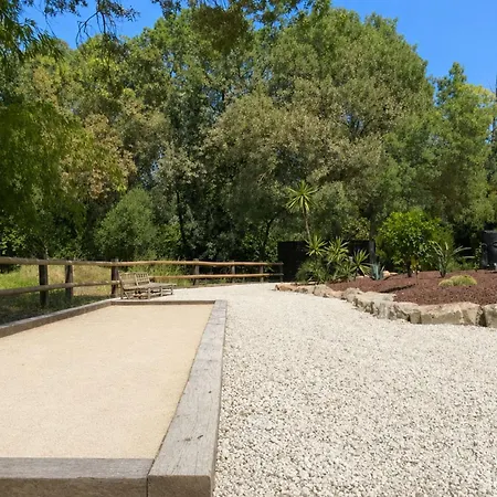 Welcome To Le Jardin Des Cambrettes A 2-Hectare Private Estate At The Gate *