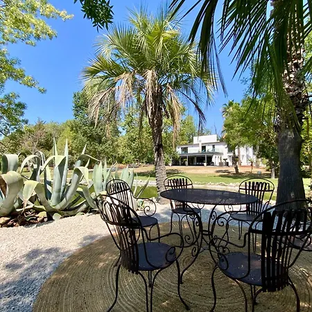 Welcome To Le Jardin Des Cambrettes A 2-Hectare Private Estate At The Gate Lattes
