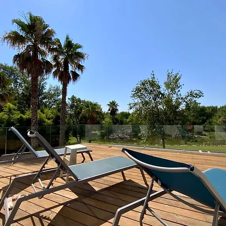 Welcome To Le Jardin Des Cambrettes A 2-hectare Private Estate At The Gate לאט
