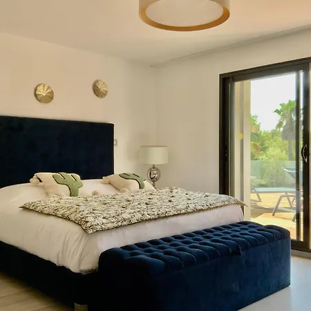 Welcome To Le Jardin Des Cambrettes A 2-Hectare Private Estate At The Gate Villa