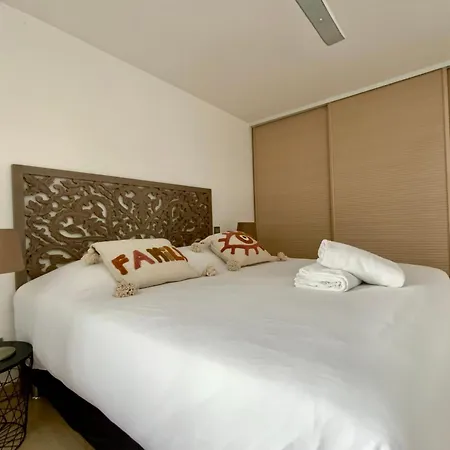 Welcome To Le Jardin Des Cambrettes A 2-hectare Private Estate At The Gate לאט